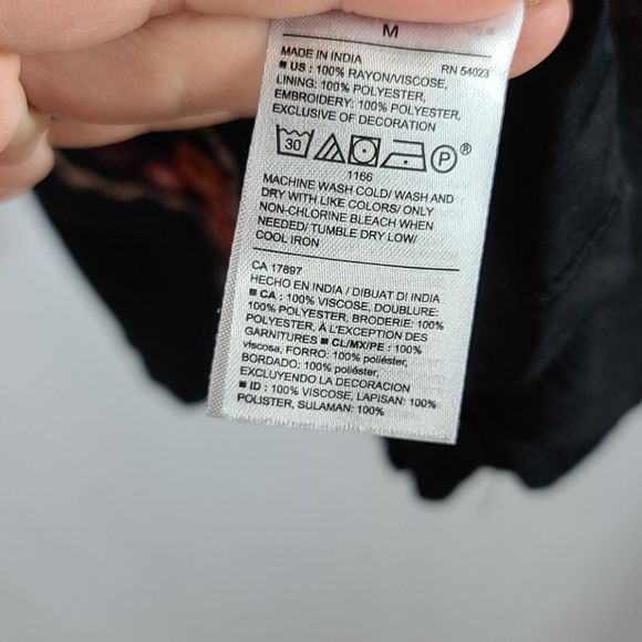 Old Navy Black Crepe Boho Floral Dress w Tassels - Picture 8 of 10